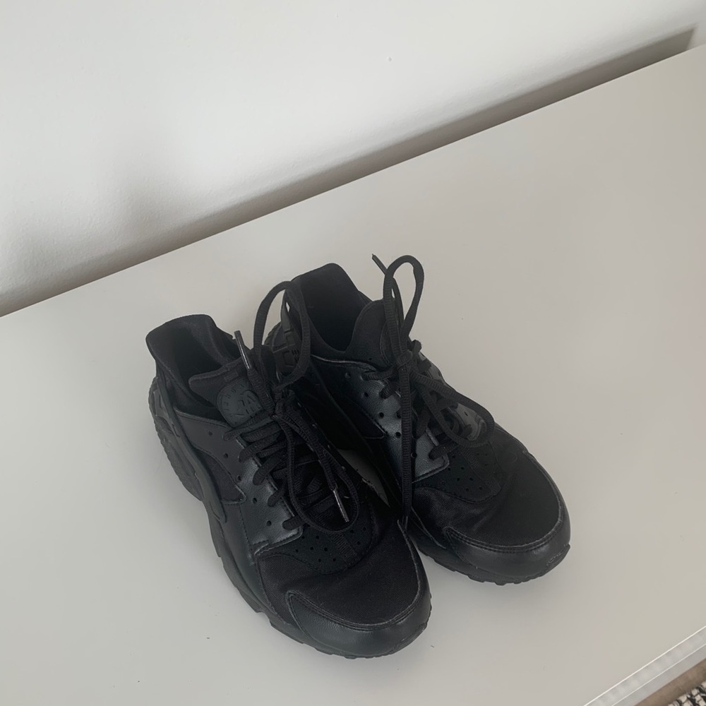 Nike Huarache Sneakers